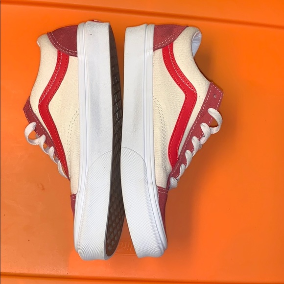 Vans - Picture 4 of 8